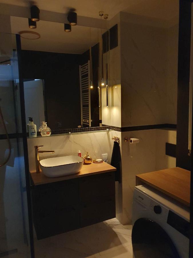 Apartament 3 Pokojowy Lub Pokoj W Mieszkaniu W Nowym Bloku Warszawa Exteriör bild