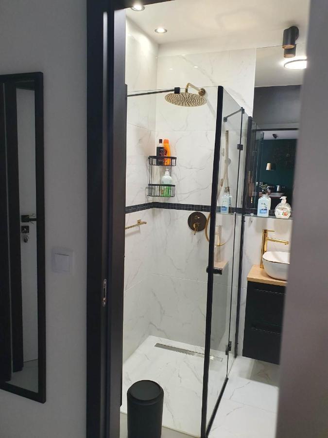 Apartament 3 Pokojowy Lub Pokoj W Mieszkaniu W Nowym Bloku Warszawa Exteriör bild